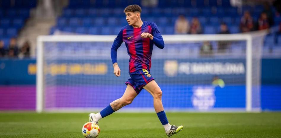 开云体育下载-世体：巴萨计划在今夏正式买断19岁乌拉圭后卫帕西菲科